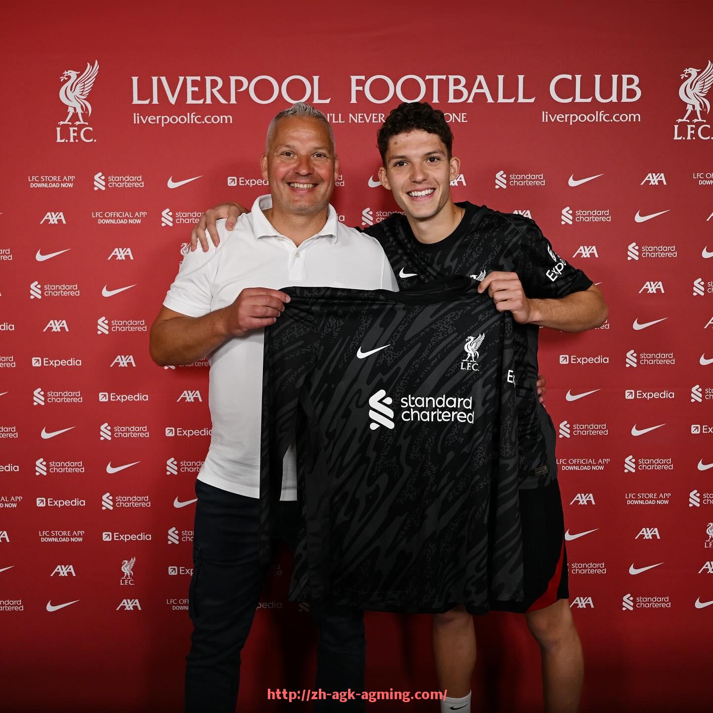 AG娱乐登录-德甲补强球队:哪些德甲球队在转会市场进行了补强?