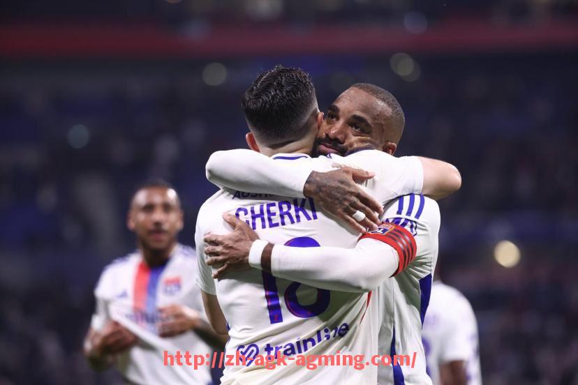 AG娱乐登录-勇士vs太阳：NBA精彩对决全面分析与赛况回顾